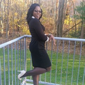 Meet your Posher, Roxanne